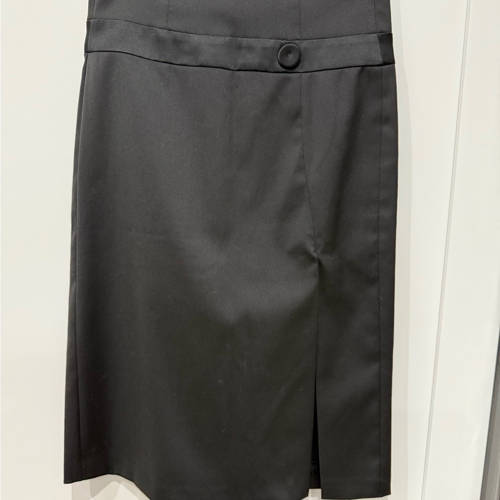 United Colors Elegant Black wool blend Women's Pencil  Skirt